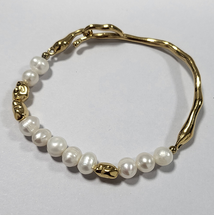 Pearl Bracelet